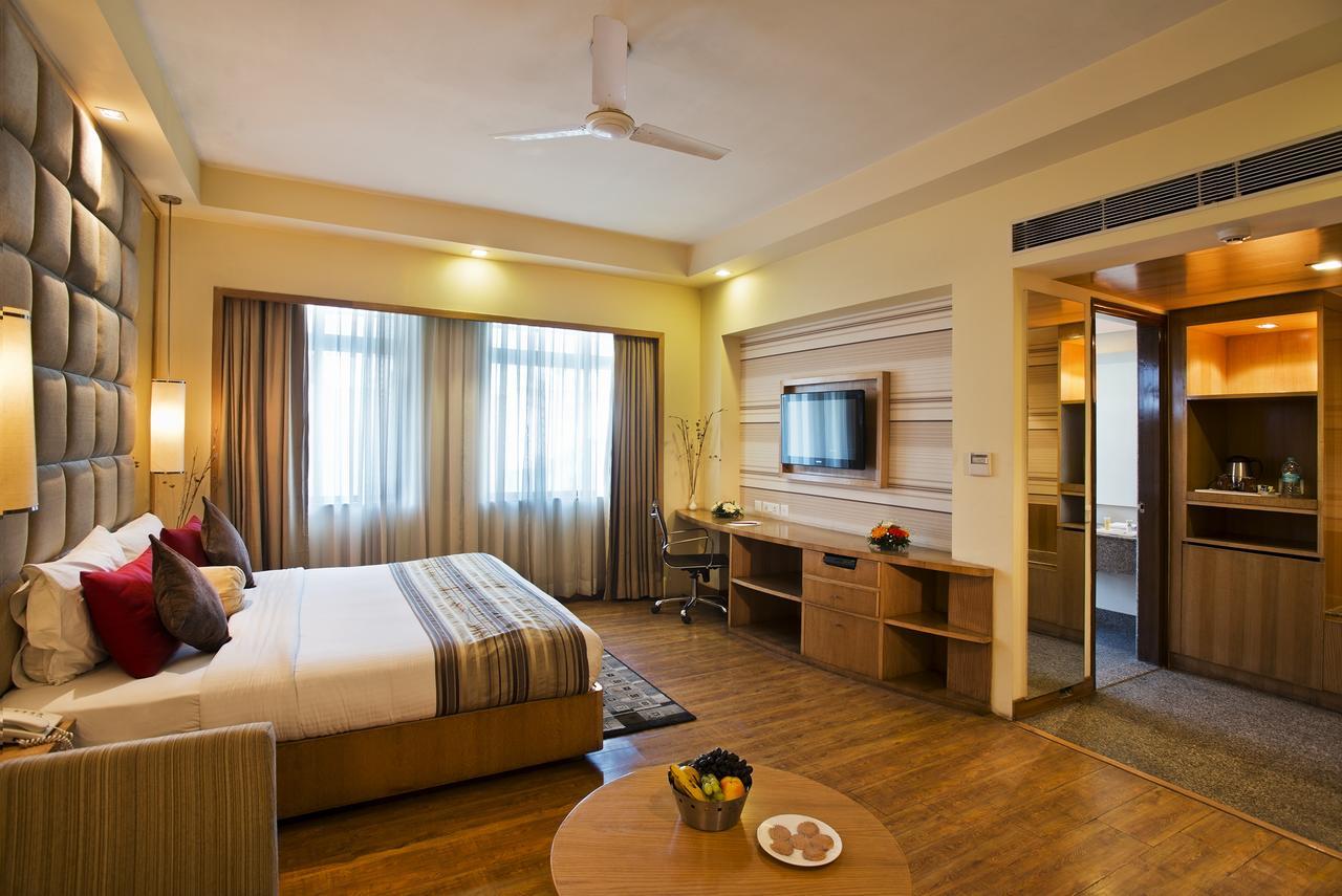 The Manor Bareilly By Leisure Hotels Extérieur photo