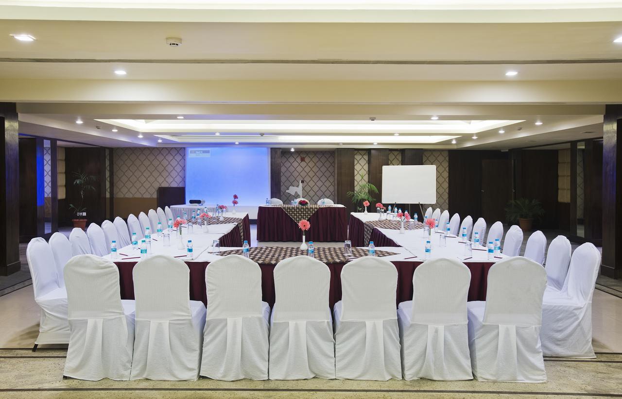 The Manor Bareilly By Leisure Hotels Extérieur photo